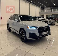 اودي Q7